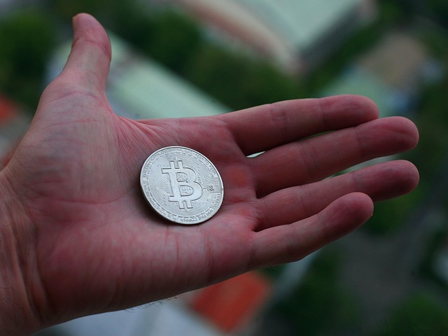 b4bit_ethereum_contratos_inteligentes